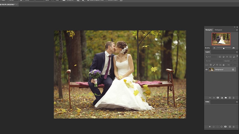 original image reopens in Photoshop